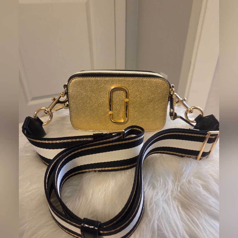 NWOT MARC JACOBS Snapshot Crossbody